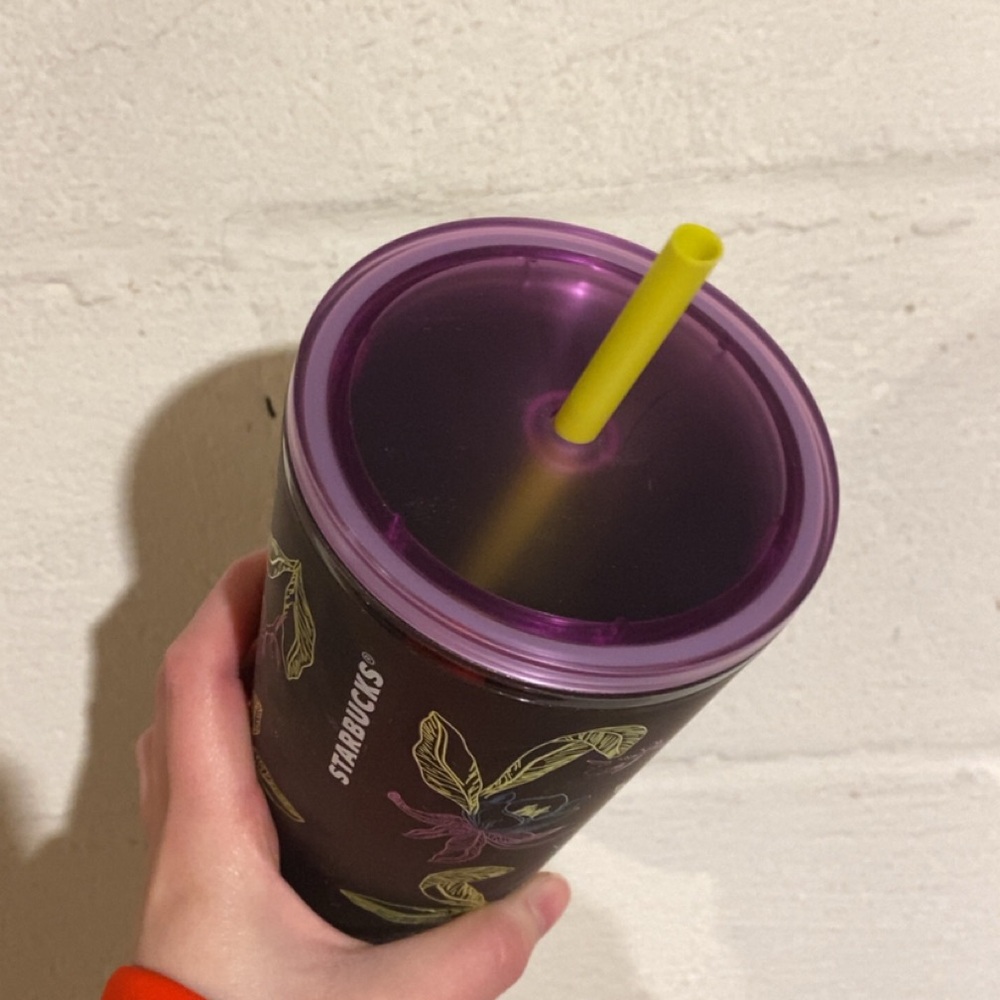Brand new Starbucks cup - Picture 2 of 2